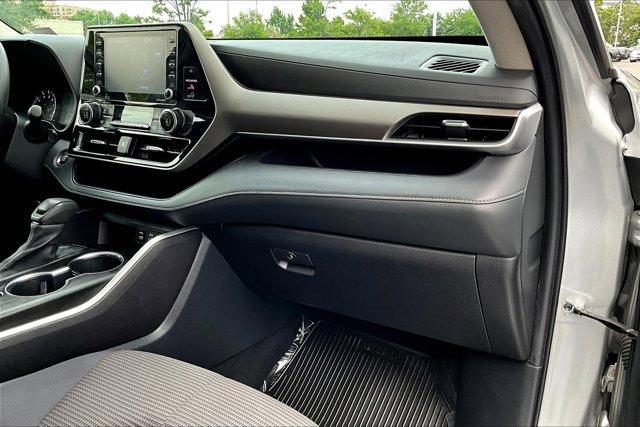 used 2022 Toyota Highlander car, priced at $30,695