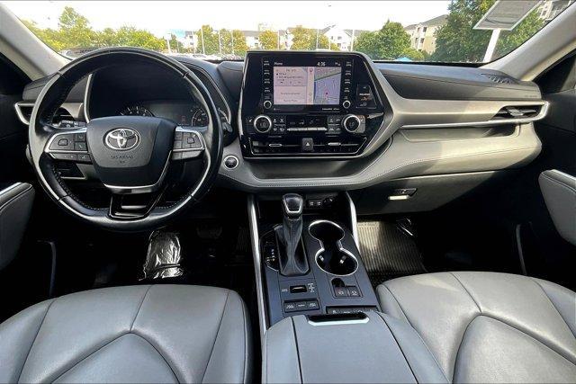 used 2021 Toyota Highlander car, priced at $30,995