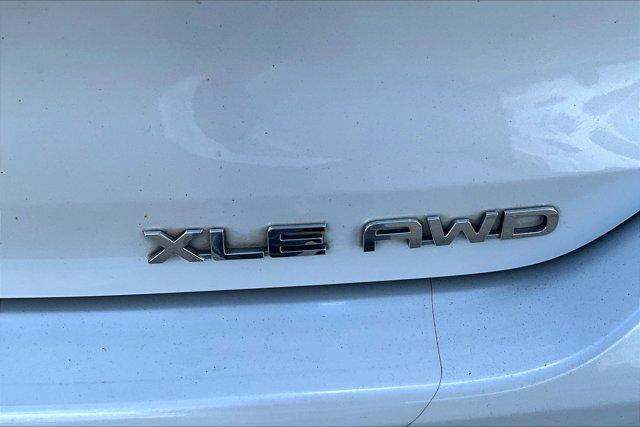 used 2022 Toyota Highlander car, priced at $34,995