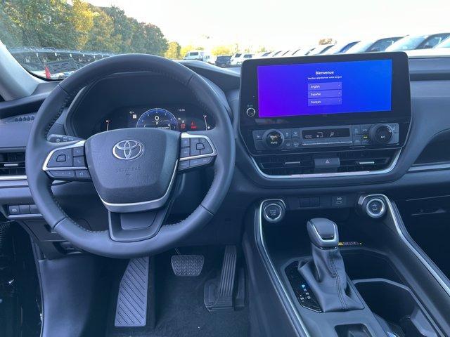 new 2026 Toyota Grand Highlander car