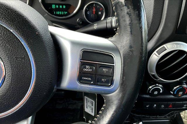 used 2015 Jeep Wrangler Unlimited car, priced at $16,795