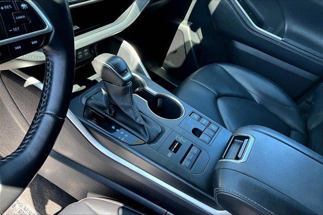 used 2023 Toyota Highlander car, priced at $36,795