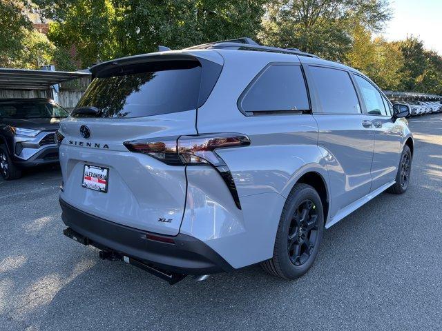 new 2025 Toyota Sienna car