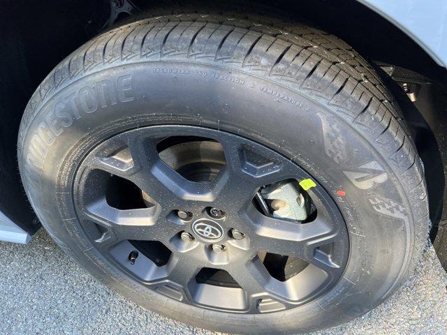 new 2025 Toyota Sienna car