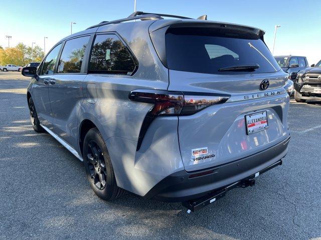 new 2025 Toyota Sienna car