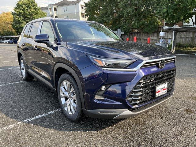 new 2025 Toyota Grand Highlander car
