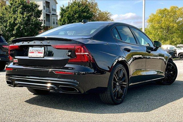 used 2022 Volvo S60 Recharge Plug-In Hybrid car, priced at $39,495