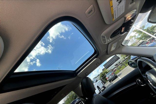 used 2023 MINI Hardtop car, priced at $23,996