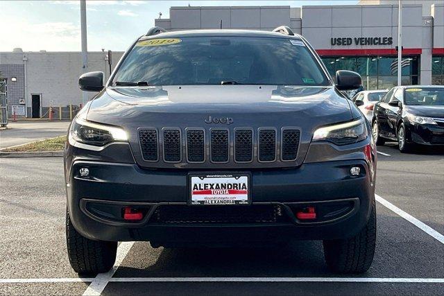 used 2019 Jeep Cherokee car, priced at $19,395