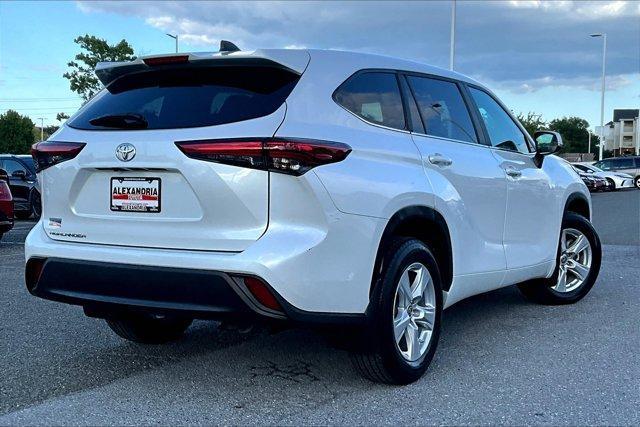 used 2023 Toyota Highlander car, priced at $31,995