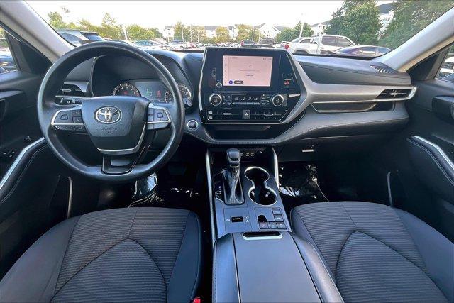 used 2023 Toyota Highlander car, priced at $31,995
