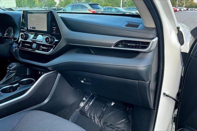 used 2023 Toyota Highlander car, priced at $31,995