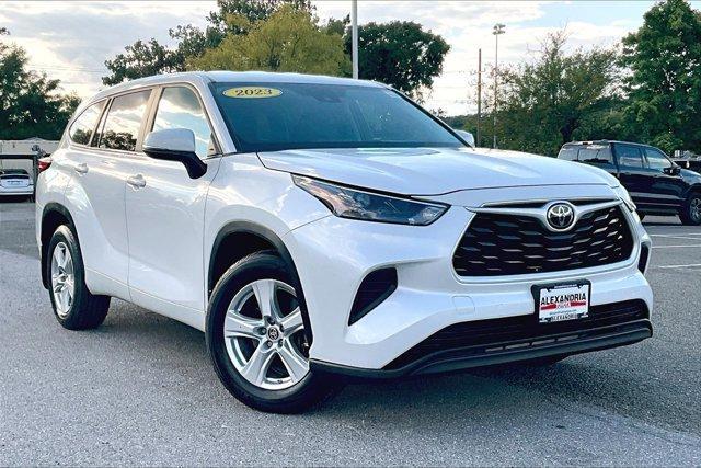 used 2023 Toyota Highlander car, priced at $31,995