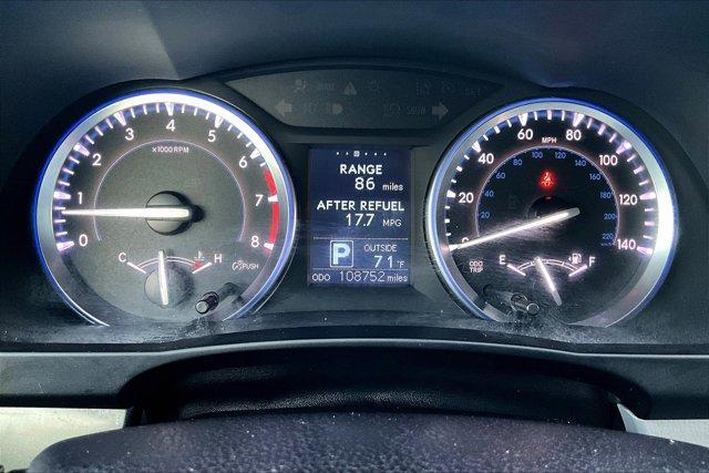 used 2015 Toyota Highlander car, priced at $16,495