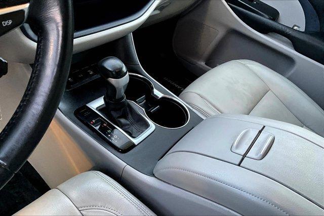 used 2015 Toyota Highlander car, priced at $16,495