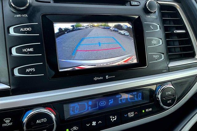 used 2015 Toyota Highlander car, priced at $16,495