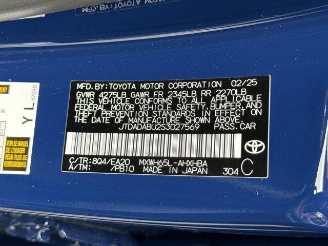 new 2025 Toyota Prius car