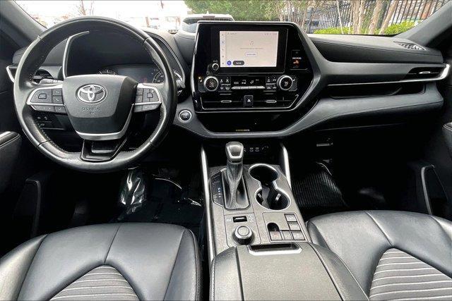 used 2023 Toyota Highlander car, priced at $41,795