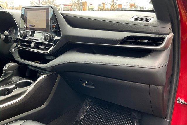 used 2023 Toyota Highlander car, priced at $41,795