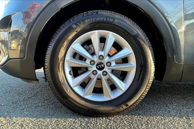used 2020 Kia Sorento car, priced at $18,995