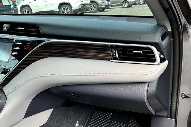 used 2018 Toyota Camry Hybrid car, priced at $22,595