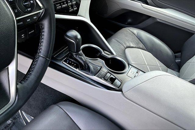 used 2018 Toyota Camry Hybrid car, priced at $22,595