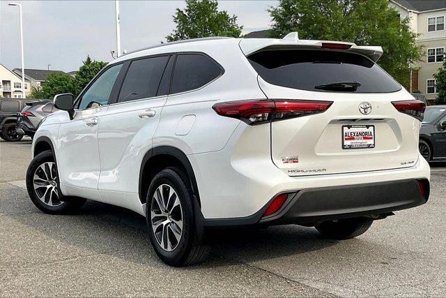 used 2023 Toyota Highlander car, priced at $41,595