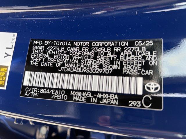 new 2025 Toyota Prius car
