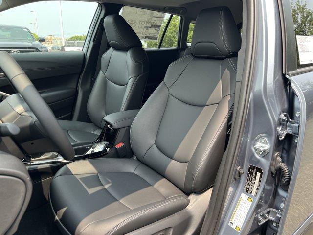new 2025 Toyota Corolla Cross car, priced at $33,678