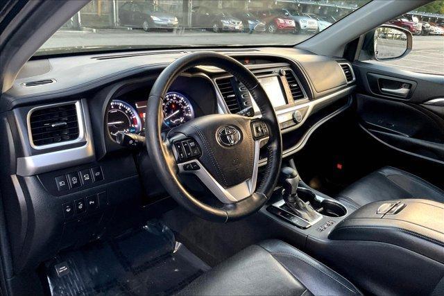used 2019 Toyota Highlander car, priced at $25,595