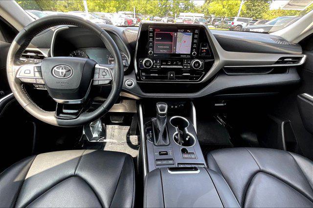 used 2020 Toyota Highlander car, priced at $28,995