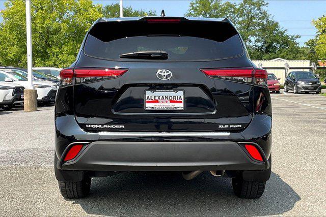 used 2020 Toyota Highlander car, priced at $28,995