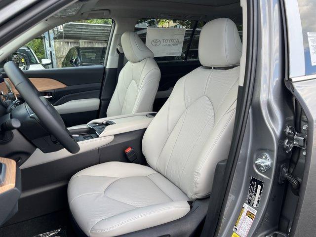 new 2026 Toyota Grand Highlander car, priced at $54,768