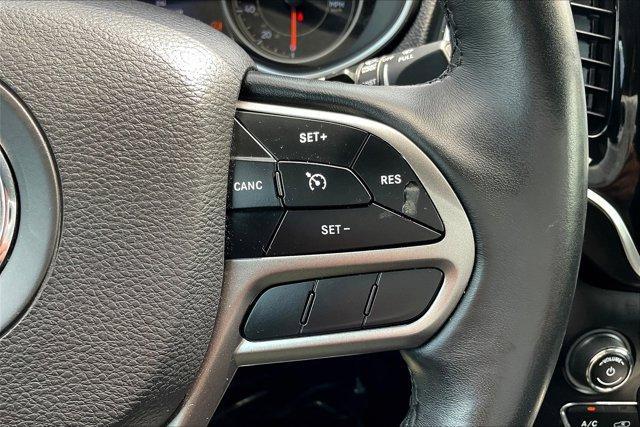 used 2019 Jeep Cherokee car, priced at $18,995