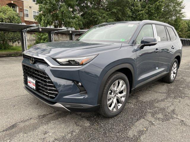 new 2025 Toyota Grand Highlander car