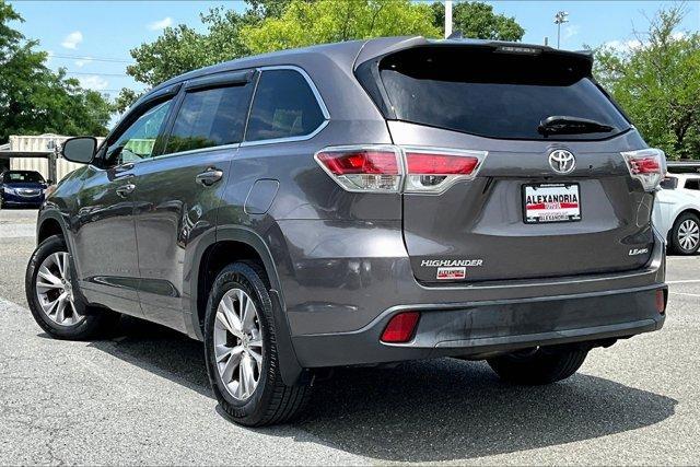 used 2015 Toyota Highlander car, priced at $21,995