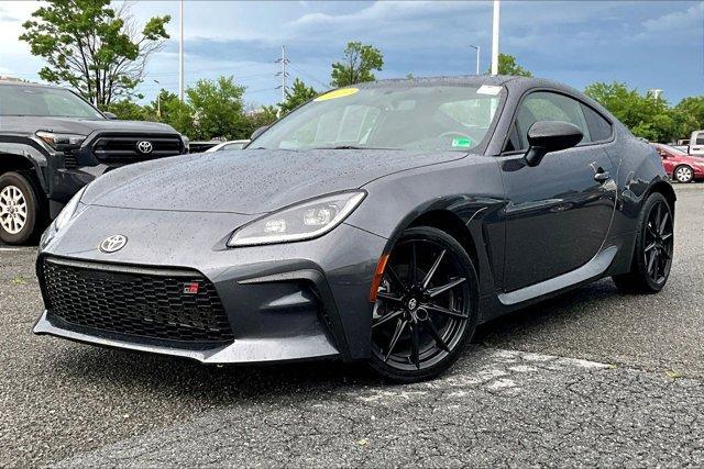 used 2023 Toyota GR86 car, priced at $30,995