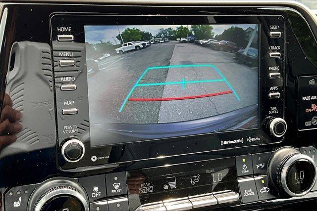 used 2022 Toyota Highlander car, priced at $36,995