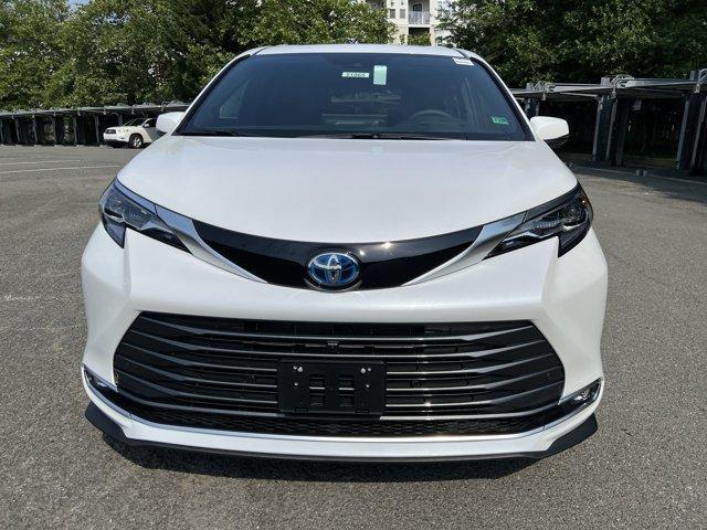 new 2025 Toyota Sienna car, priced at $61,210