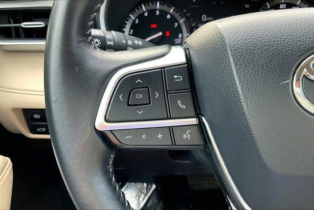 used 2020 Toyota Highlander car, priced at $32,995
