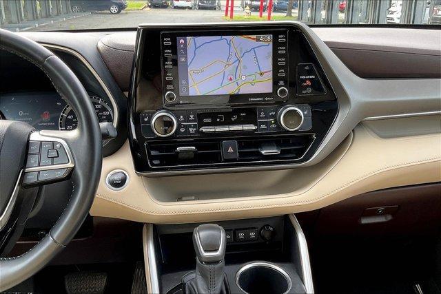 used 2020 Toyota Highlander car, priced at $32,995