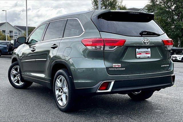 used 2018 Toyota Highlander car, priced at $20,495