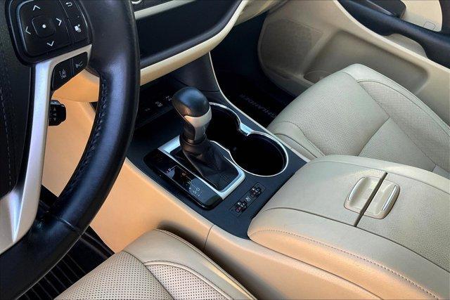 used 2018 Toyota Highlander car, priced at $20,495