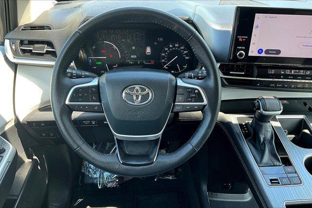 used 2025 Toyota Sienna car, priced at $46,595