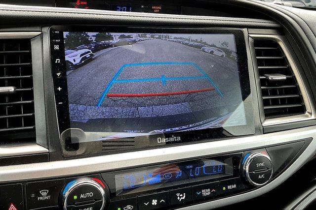 used 2019 Toyota Highlander car, priced at $25,995