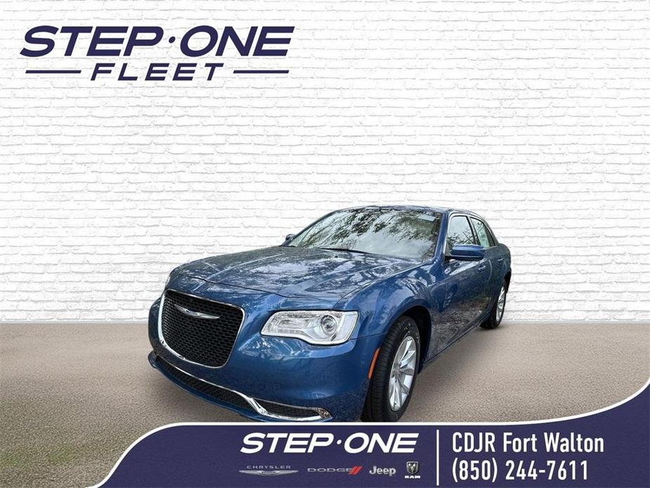 new 2023 Chrysler 300 car, priced at $34,313