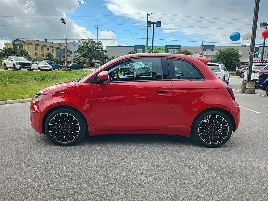 new 2024 FIAT 500e car, priced at $27,995