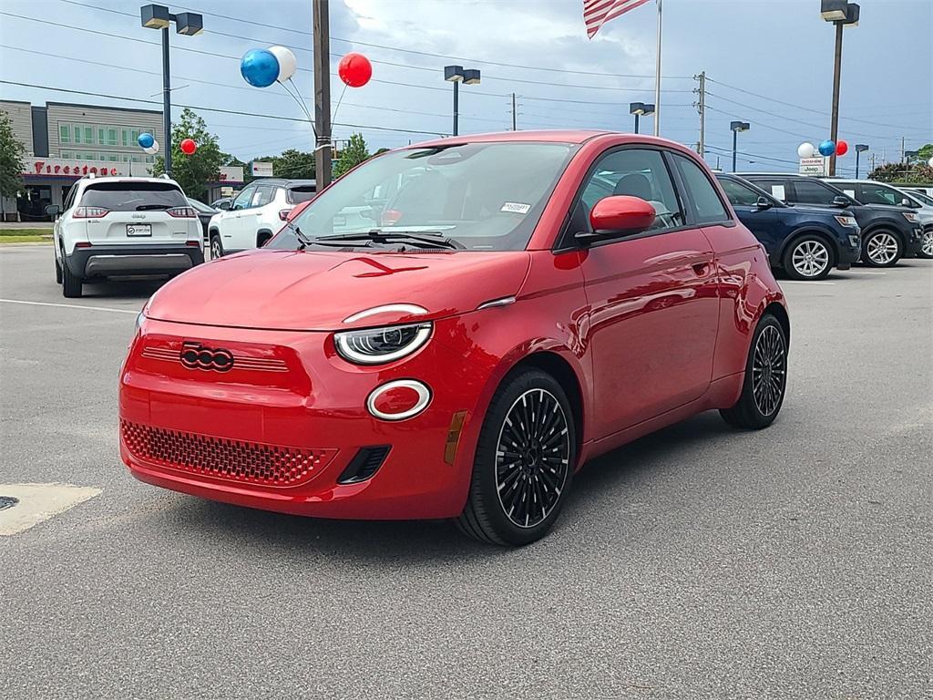 new 2024 FIAT 500e car, priced at $32,390