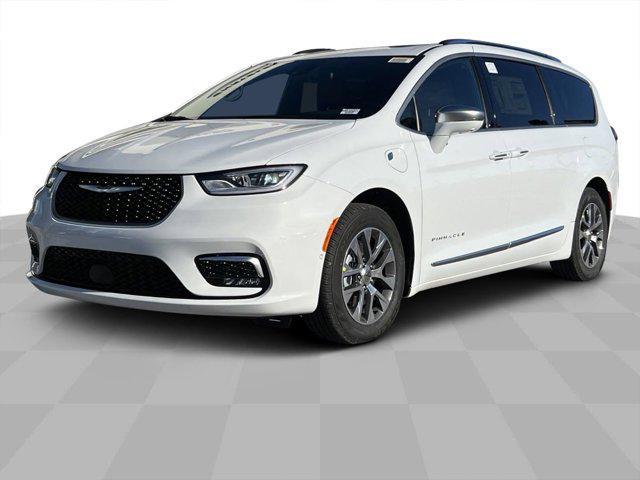 new 2024 Chrysler Pacifica Hybrid car, priced at $48,090