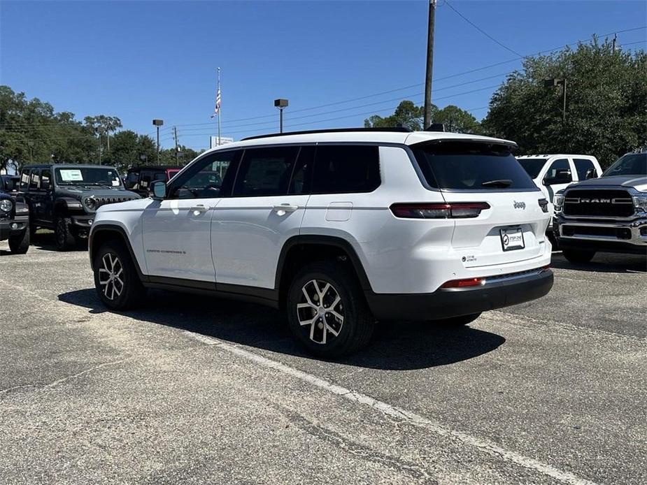 new 2025 Jeep Grand Cherokee L car